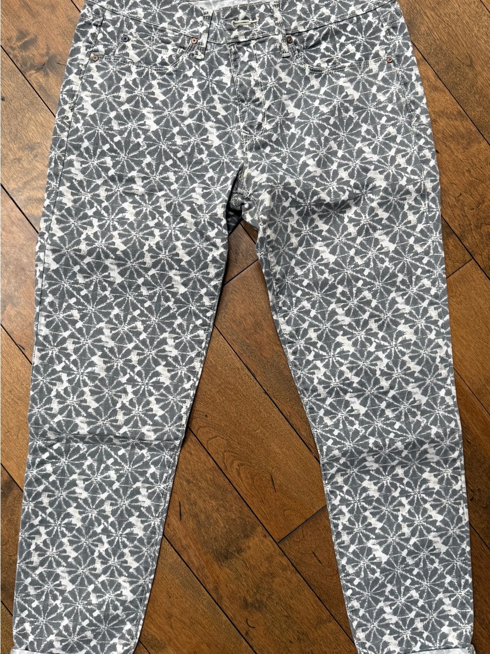 GAP Women’s Gray & White Geometric Print Legging Jeans Size 28R